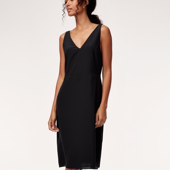 Babaton Dresses & Skirts - Babaton Corey black silk midi dress